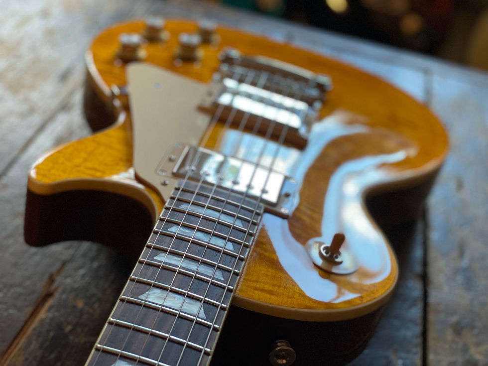 Thumbnail: Gibson Les Paul Standard 2023 Honey Amber Burst w/ OHSC & Docs