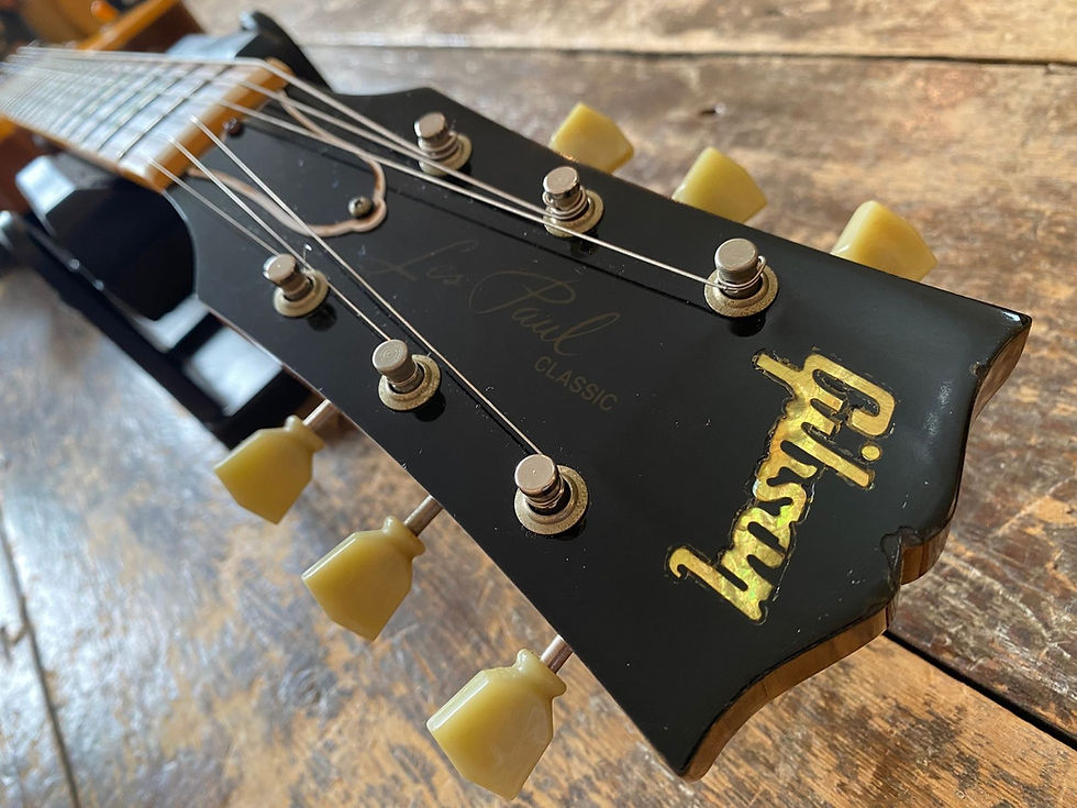 Thumbnail: Gibson Les Paul Classic 1998 Goldtop Bullion Gold w/ OHSC Yamano