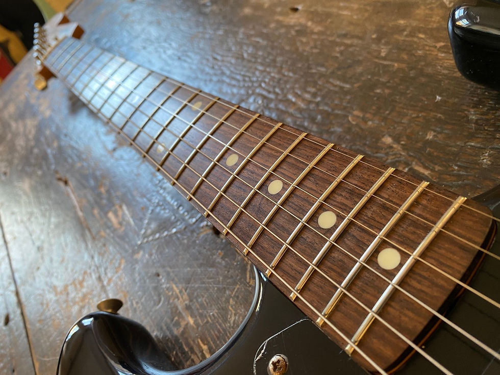 Thumbnail: Fender Vintage 1980s Fender Japan ‘Vandalism’ Stratocaster. MIJ E- Serial