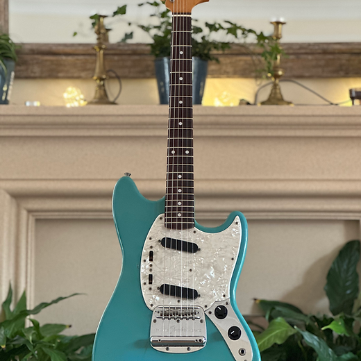 Gas Station Guitars - Mustang