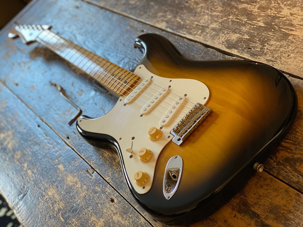 Thumbnail: LEFTY! Fender 1957 RI Stratocaster Reissue CIJ Left handed 2006 Sunburst