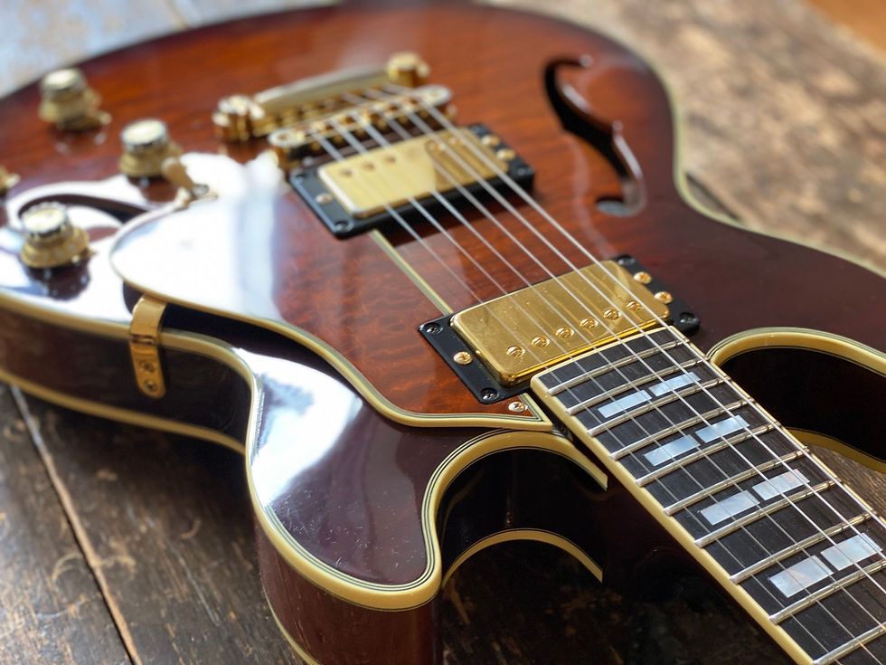 Thumbnail: Vintage Japanese Yamaha SAS-1500 Antique Sunburst w/ Ebony Board & Original Hard