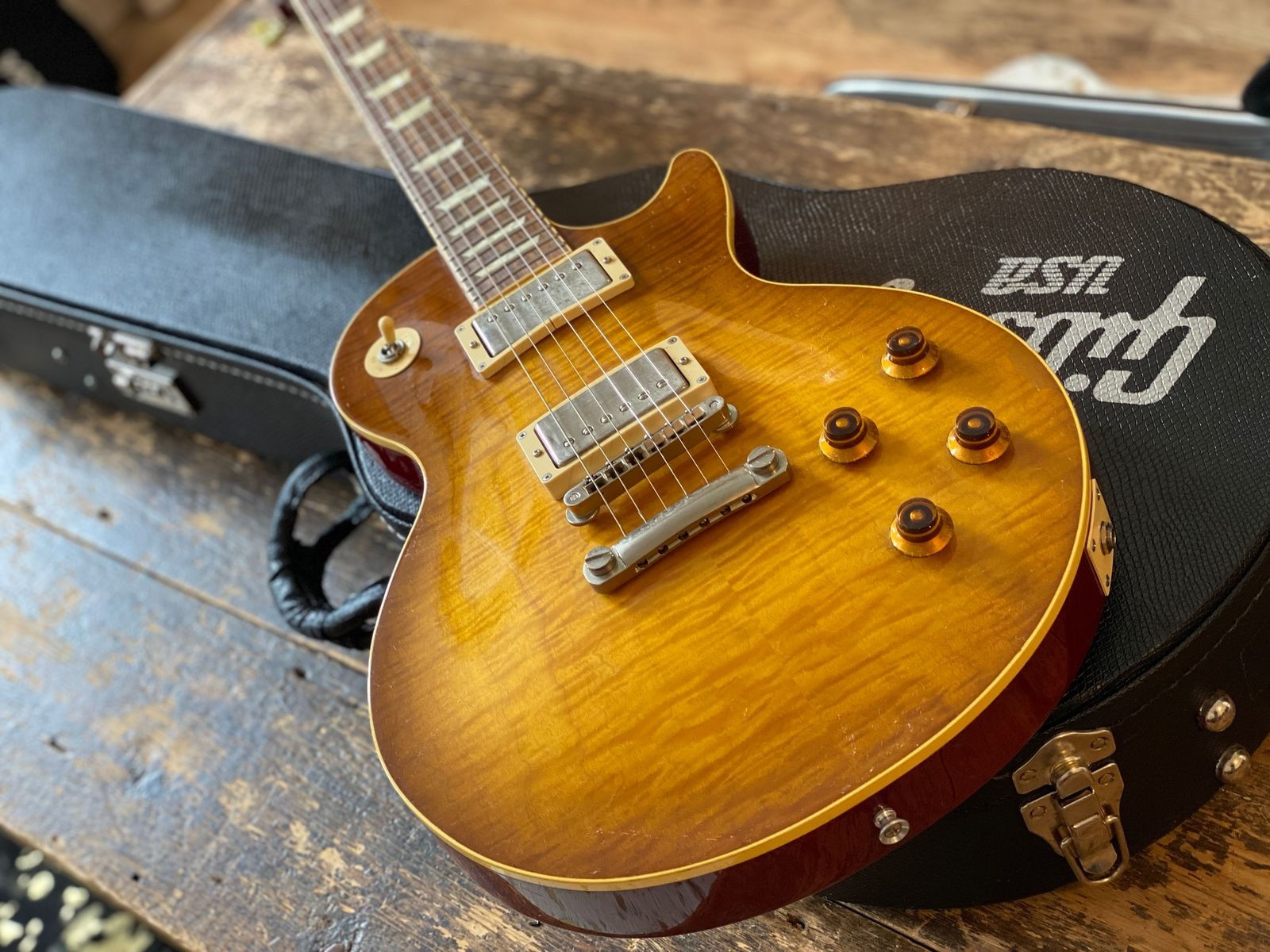 Scarce Epiphone Japan Les Paul Standard 2000 Figured Honeyburst Plaintop