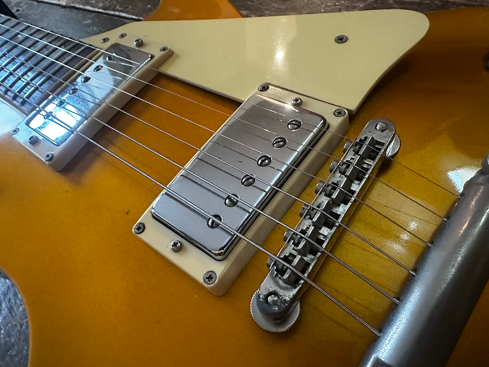 Thumbnail: Greco Vintage Japanese EG700 Single Cutaway 1980 Goldtop Standard w/ Hardcase