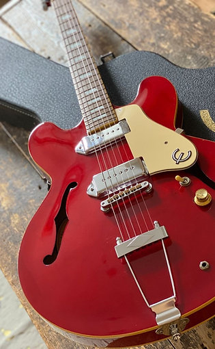 Epiphone 2004 Casino Electric Guitar Very Rare Factory Gloss Cherry Finish