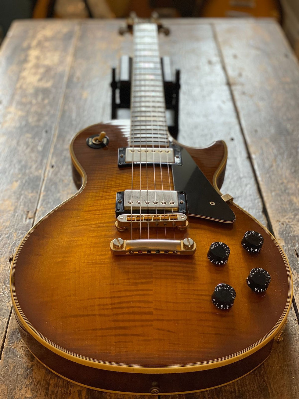 Thumbnail: Gibson Les Paul Custom 1996 Very Rare Figured Honeyburst w/ OHSC Yamano
