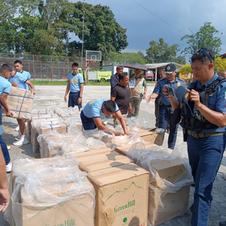 1.3 million pesos na halaga hinihinalang smuggled cigarettes, nakumiska ng awtoridad sa Datu Odin Sinsuat, Maguindanao del Norte; 2 suspek, arestado