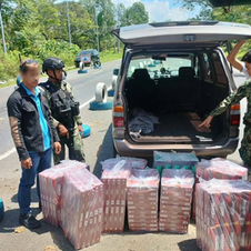 NEGOSYANTE, TIKLO Sa checkpoint operation ng pulisya sa bayan ng Linamon; ₱400K halaga ng smuggled cigarettes, nasabat