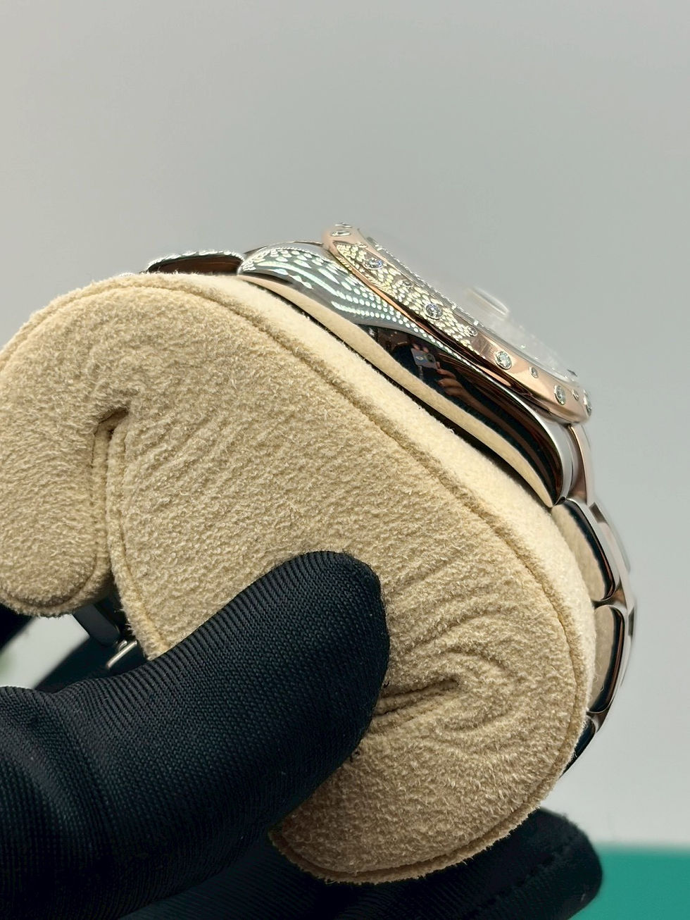 ภาพขนาดย่อ: Datejust Pearl dial 