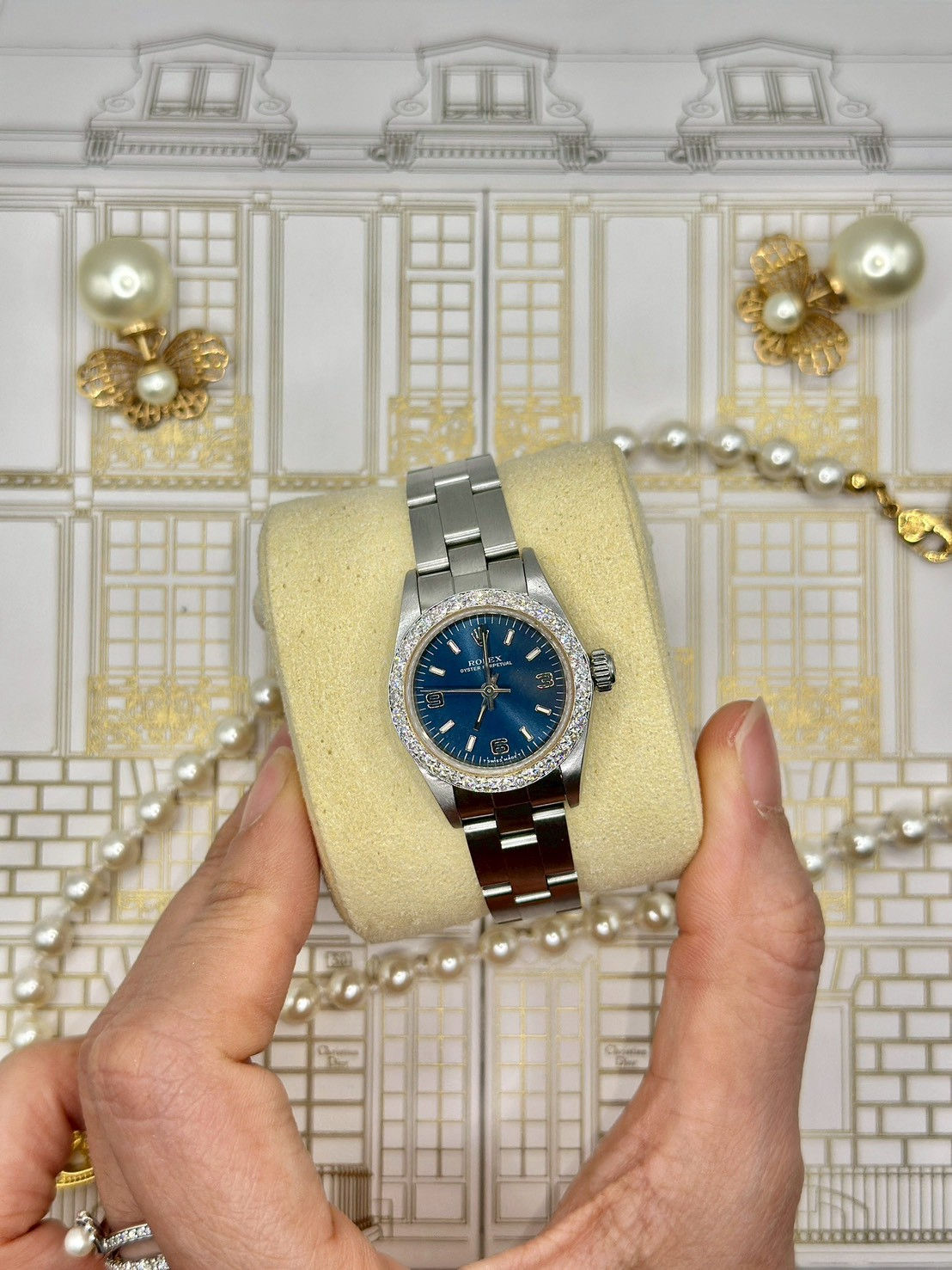 Lady NoDate Blue dial 369 & Diamond bezel