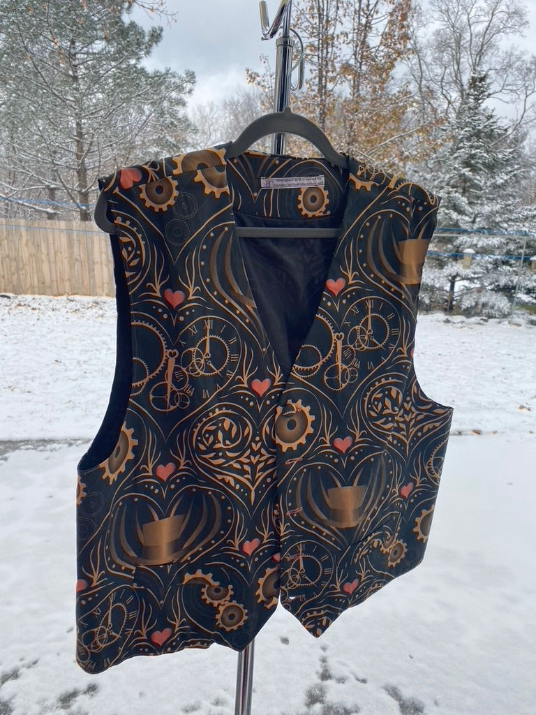 #299. Black and gold Steampunk Hearts and Tophats ves