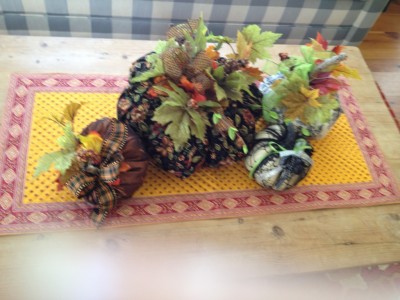 Esterel Table Runner