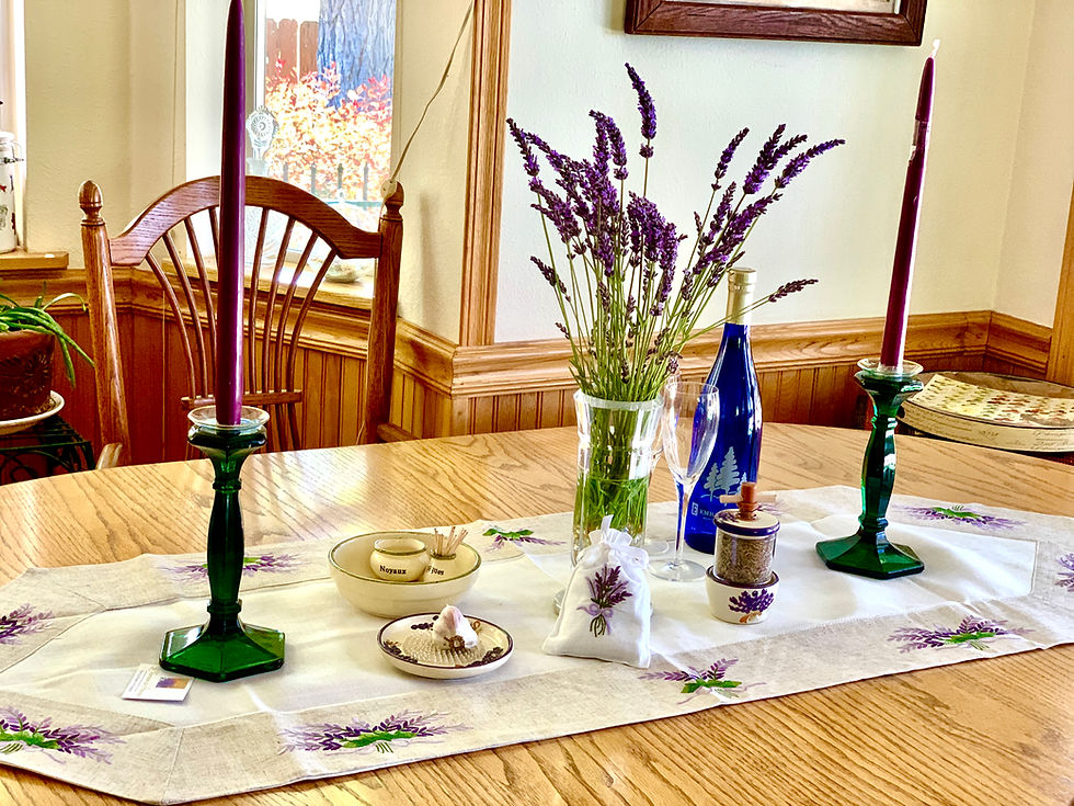 Lavender Bouquet Runner