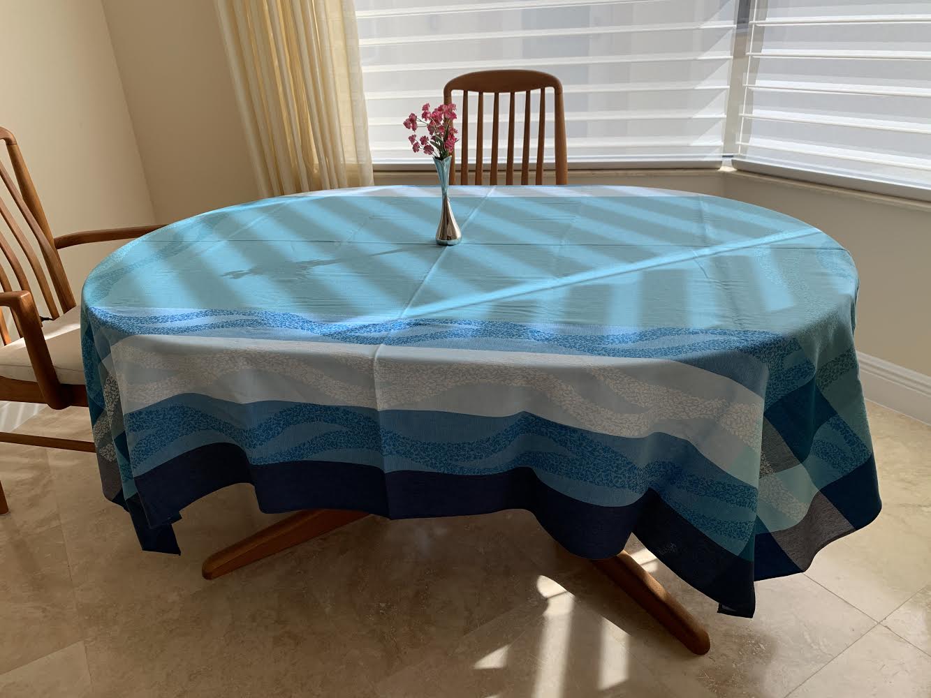Ondine Jacquard Tablecloth