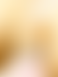 Gisou’s Latest Buzz: New Honey Gloss Ceramide Therapy Hair Mask
