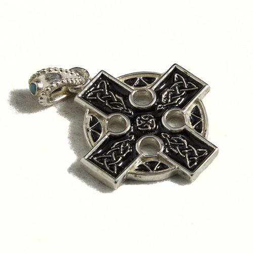 Croce celtica smaltata con turchese