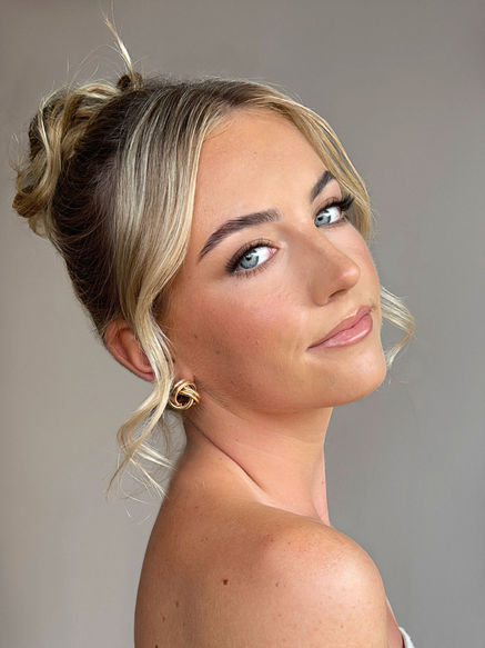 Natural wedding makeup in Fremantle by professional makeup artist Perth

