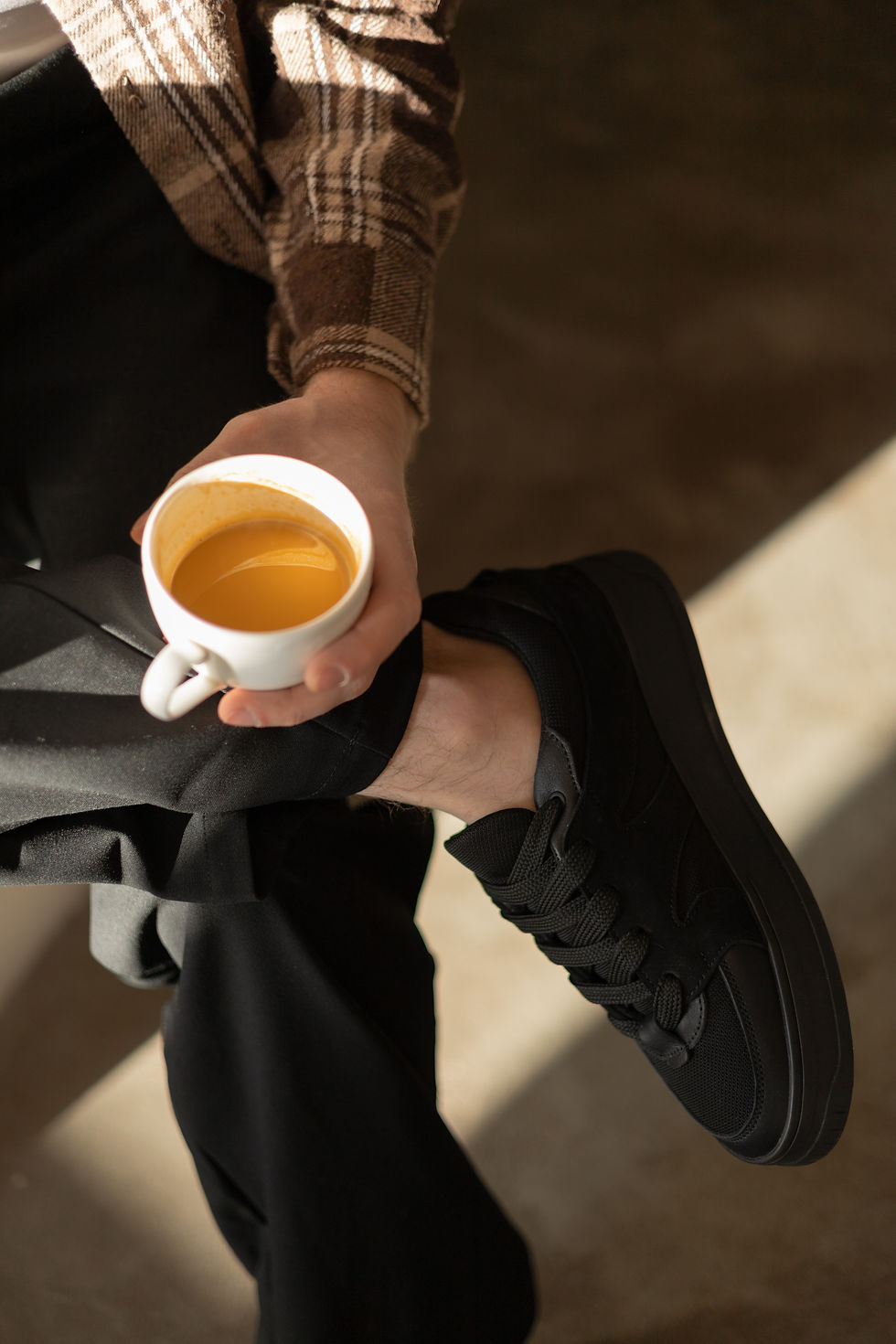 Прев'ю: Чоловічі кеди Mayros чорні на чорній підошві