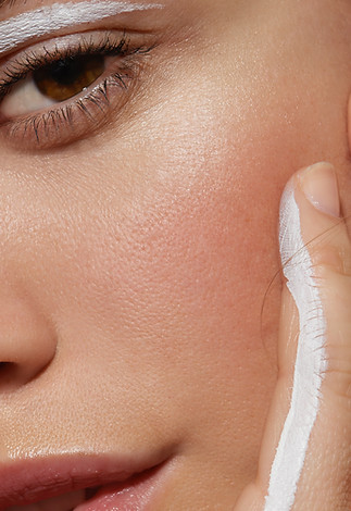 White Eyeshadow 