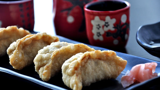 Chicken Gyoza 鶏肉餃子 - 4pcs