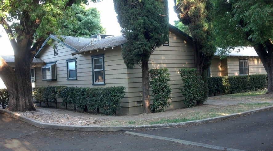 Ruport Properties 16739: Large 3 Bedroom plus office (or 4th Bedroom), 1 Full Bath with tub and 1 with shower only. Large Laundry  Room, Huge shelved Pantry. Large  Kitchen with nook area. Built in Cook top, Oven and Dishwasher, and  lots of cabinets. Living Room plus Family size Dining Area and Fireplace. Lots of  closet space. Outside is full front and back timer controlled irrigation.  Backyard is not fenced and is open space  View. Detached garage with big Garden Room/workshop. Newly  Paved parking on garage front and side.  Composition Roof only 3 years old. Roof mounted central air HVAC. Included are FREE water, garbage and FREE Propane-gas!!! Located off highway 160 along the Sacramento River. One of six houses on an 80 acre farm with more than an acre of common lawn area.