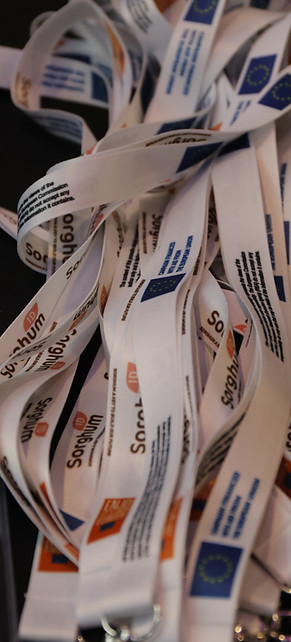 Cordons badges congrès et événement professionnel