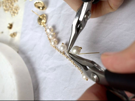 Embracing the Unique: Why Handmade Products are Taking Over Retail