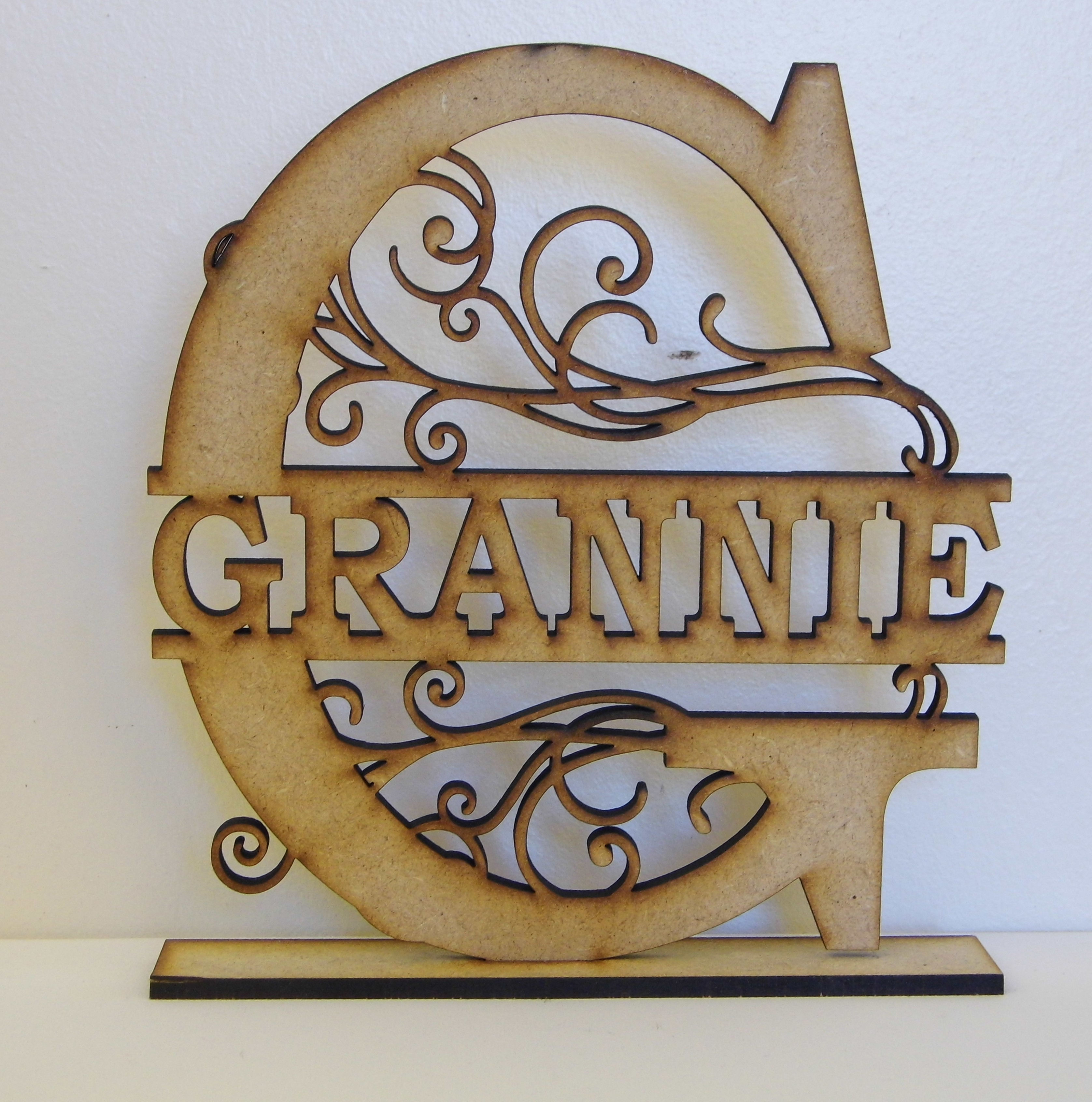 GRANNIE - Monogram on a Plinth