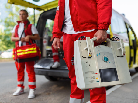 Who can use an AED machine?