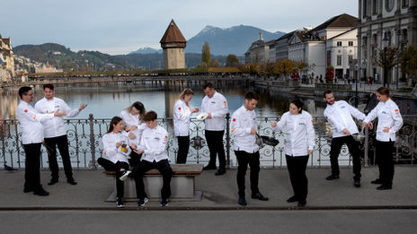 Fotograf Fotografin Luzern Schweiz Zentralschweiz Nidwalden Obwalden Bern Business Corporate Werbung Marketing Websitefotos Architekturfotograf Businessfotografie Businessportrait Mitarbeiter