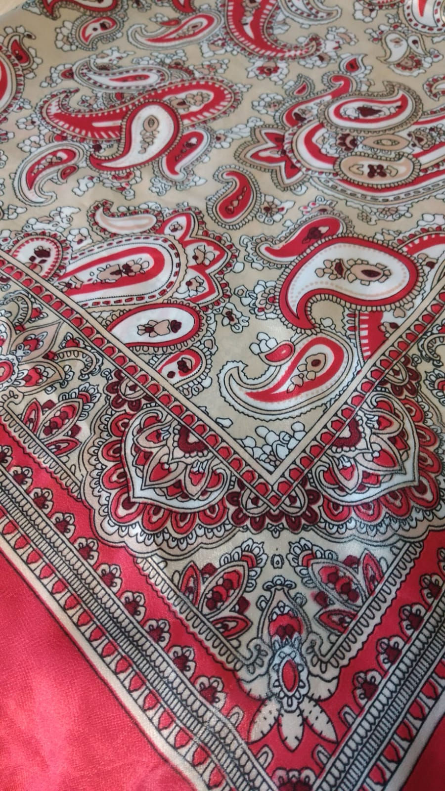 Miniatura: Lenço Estampado Importado 