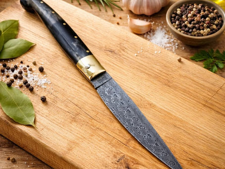 Warum handgefertigte Objekte eine stärkere Verbindung schaffen: der emotionale Wert des Handwerks