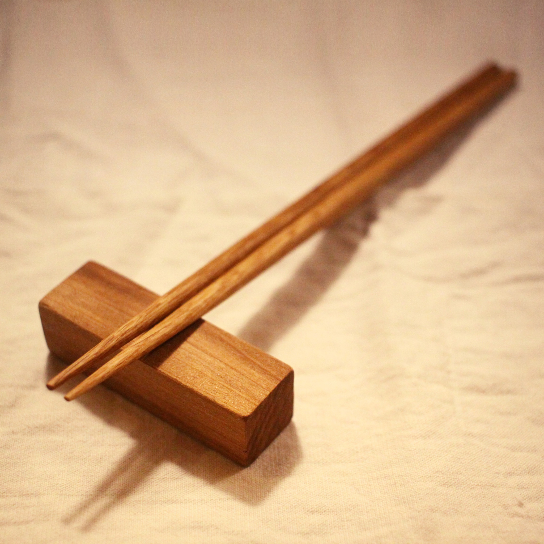 chopsticks rest