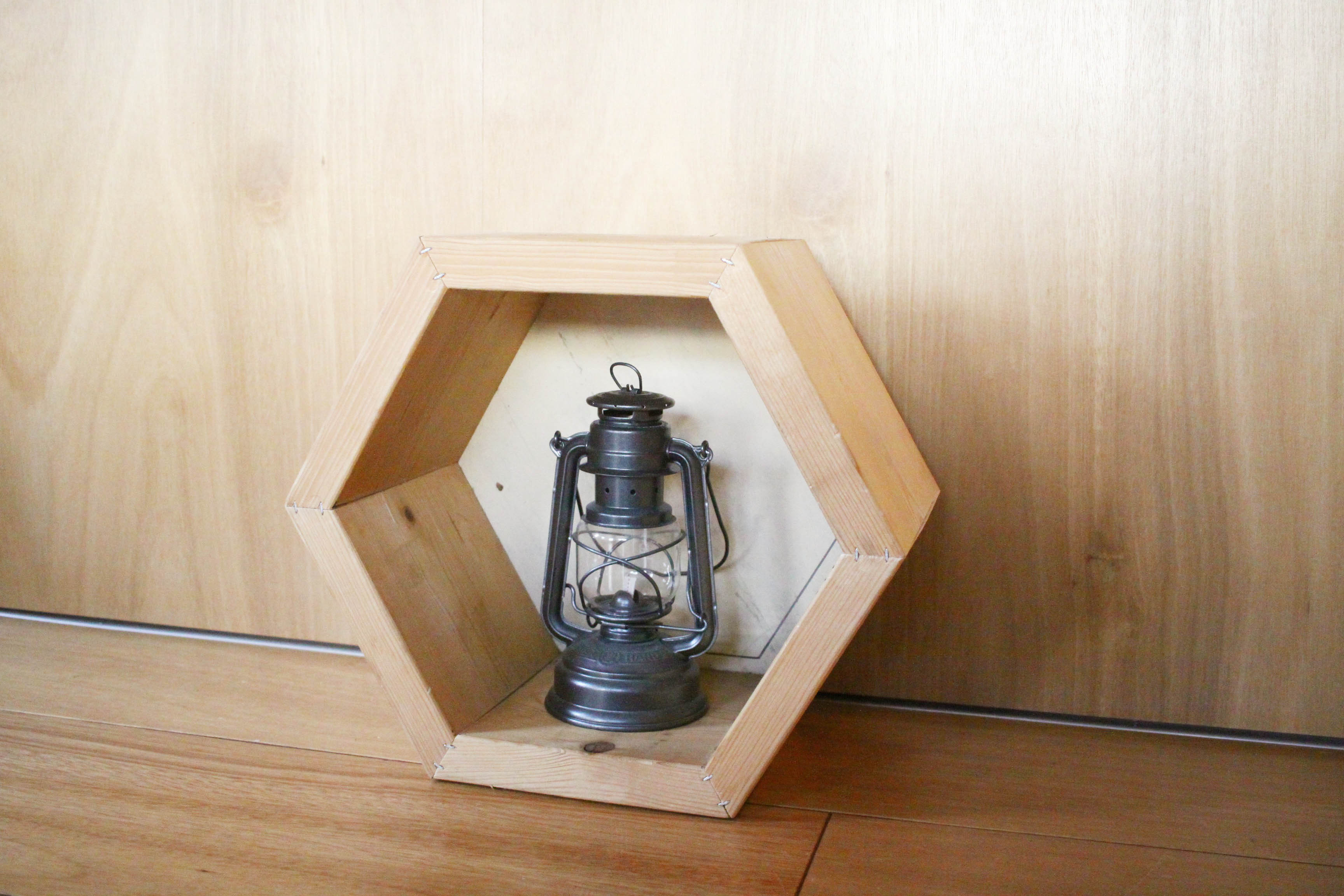 hexagon box
