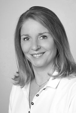 Frauenärztin Dr. Etelka Neumann