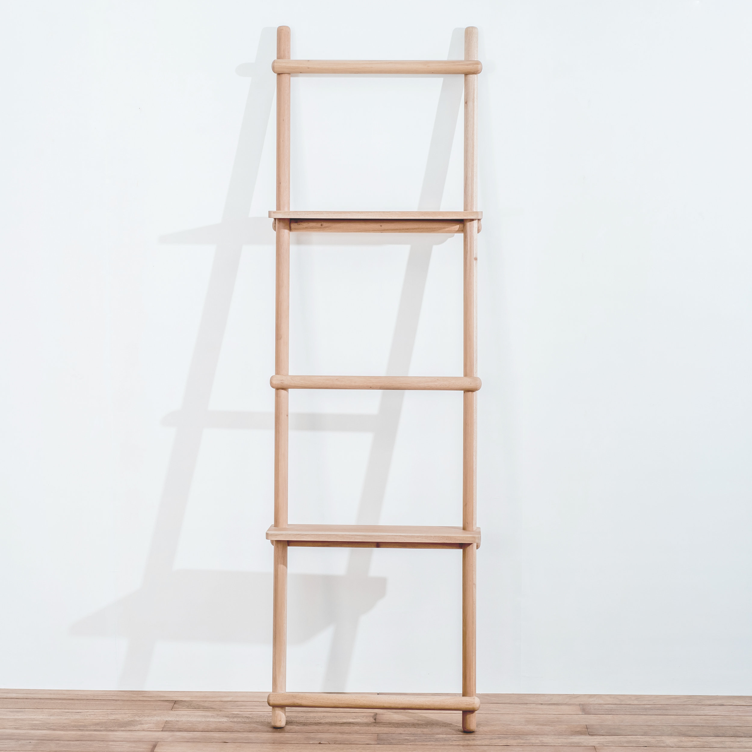 Vidia Home Collections Display Ladder