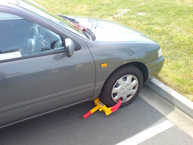 How to Prevent Your Car from Being Stolen