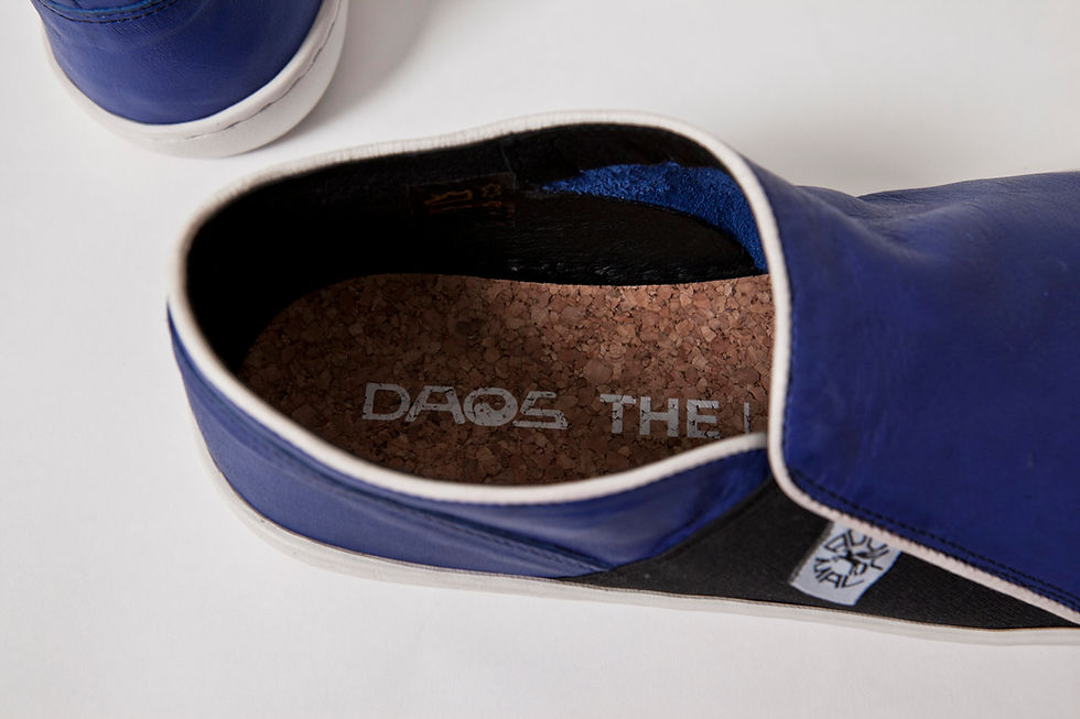 Thumbnail: DAOS Cobalt -White Sole