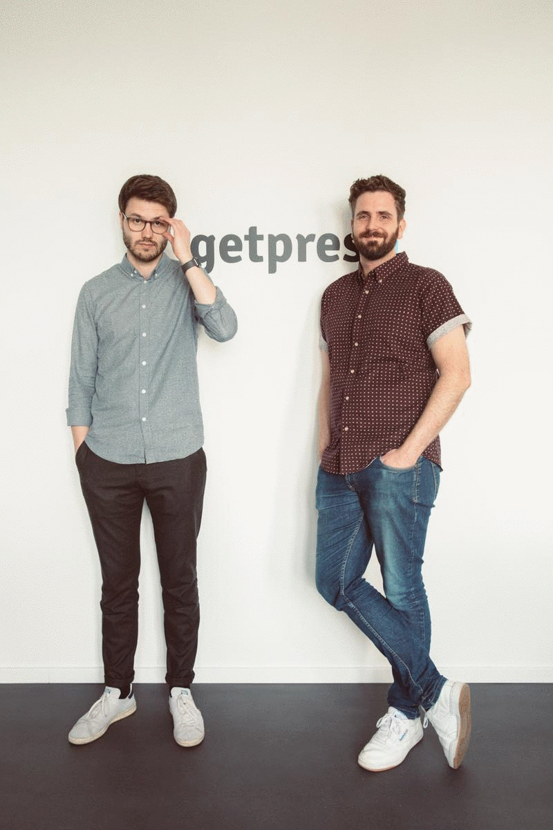 ezgif.com-gif-maker.gif