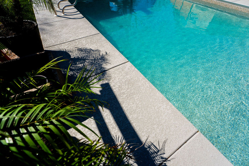 Pool_deck_2_Gann