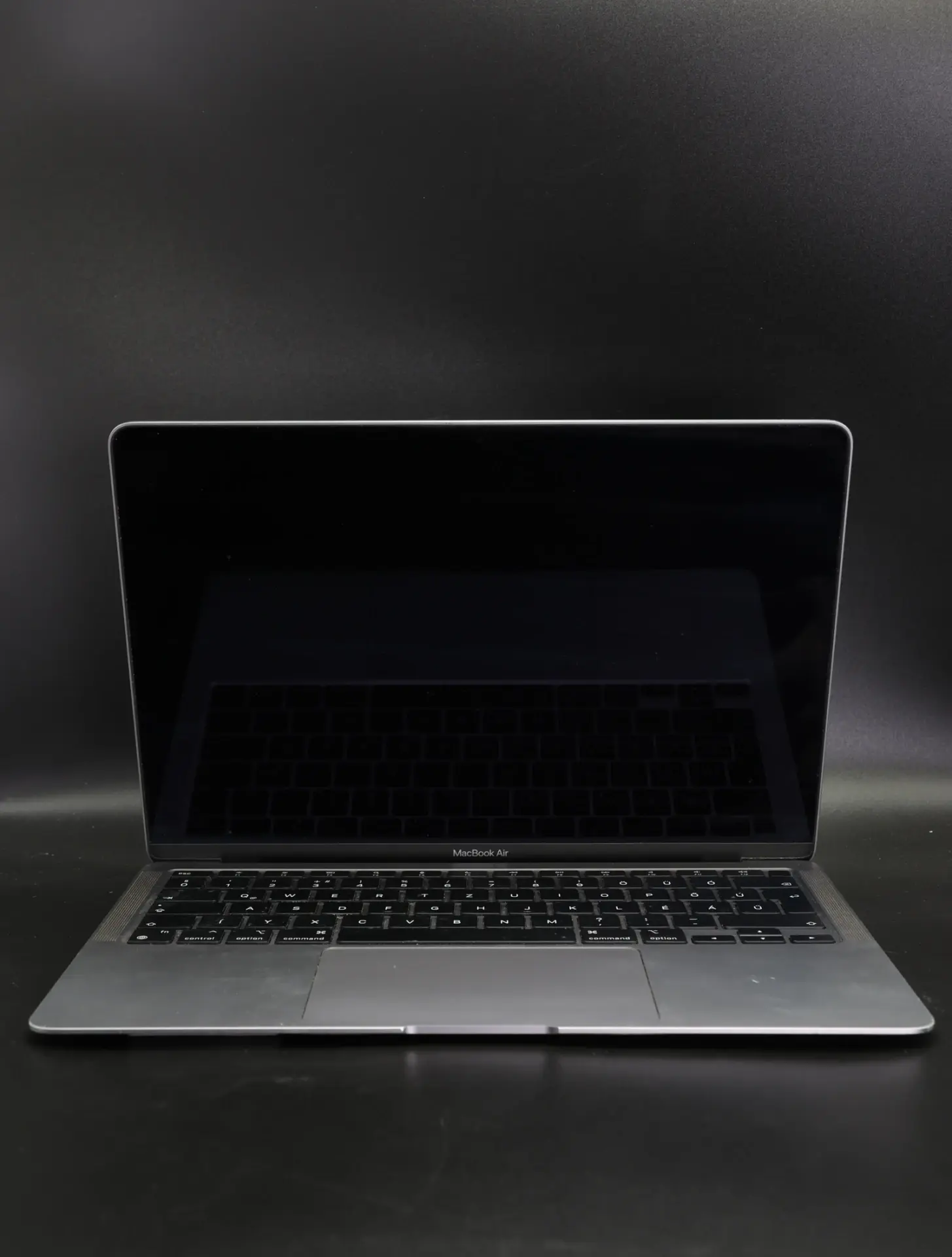 Apple MacBook Air 13″ 2020 M1 256 GB SSD 8 GB RAM Silver 84% HUN Bill