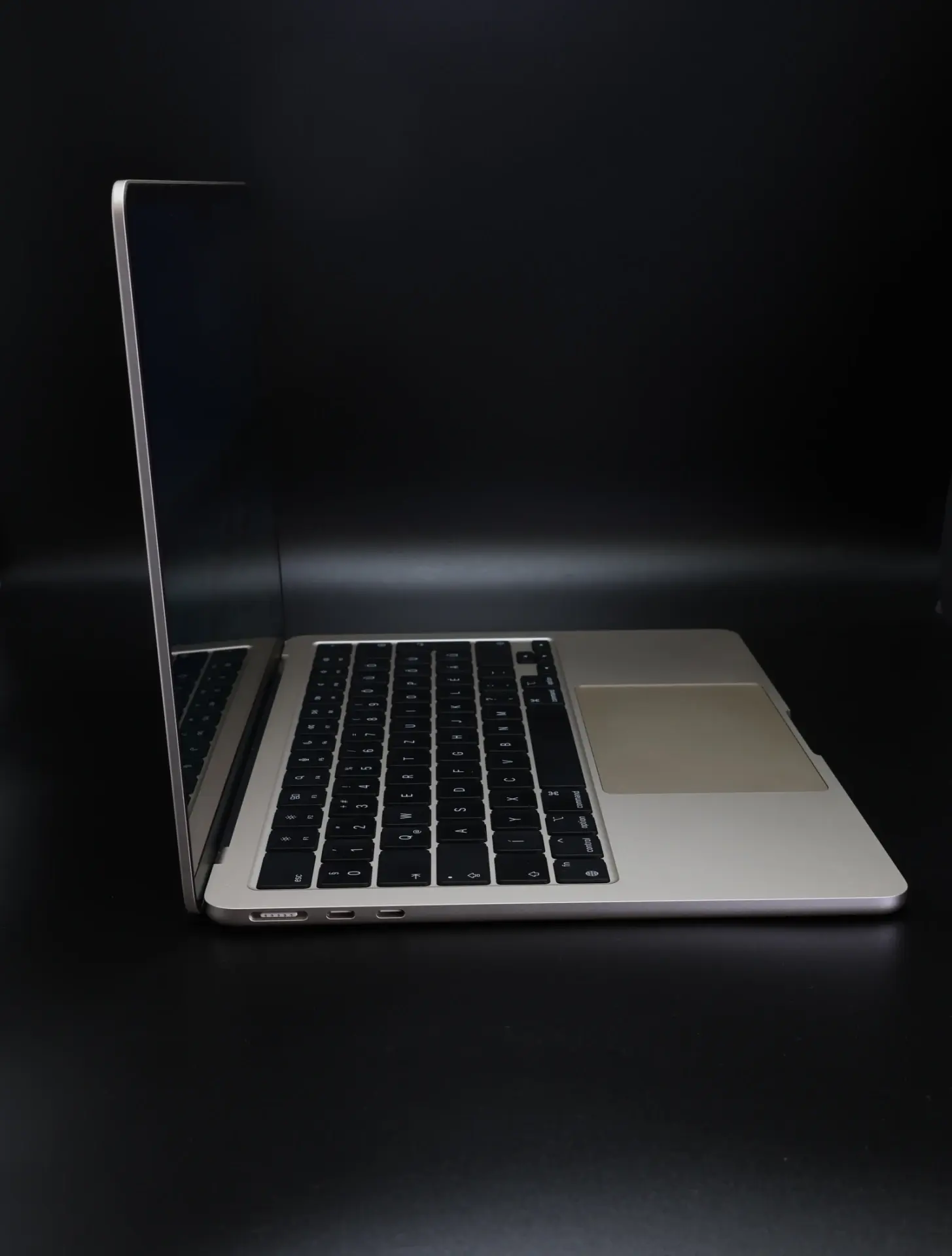 Apple MacBook Air 13″ 2022 M2 256 GB SSD 16 GB RAM Starlight 100% HUN Bill