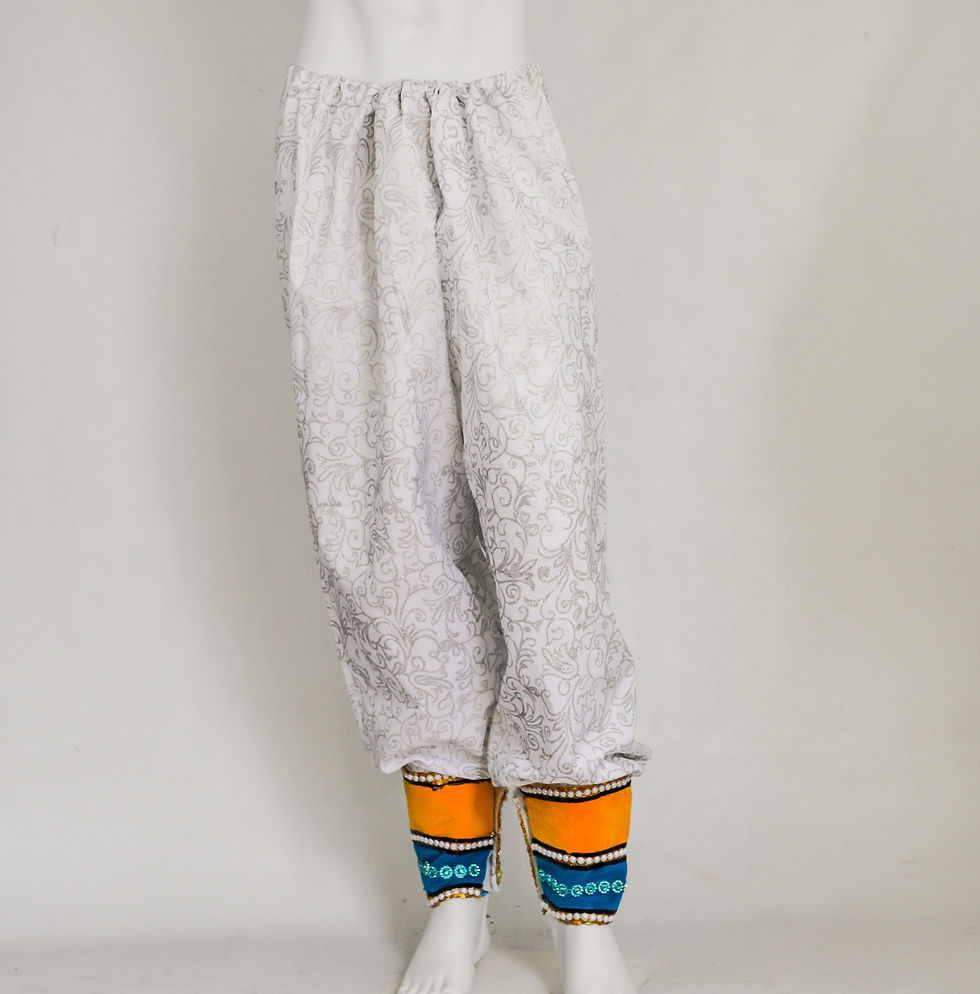 Miniatura: Conjunto branco com faixas em azul e amarelo *