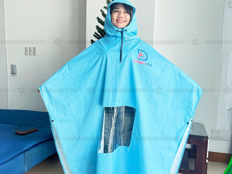 Áo mưa doanh nghiệp – Giải pháp quảng bá thương hiệu bền vững và hiệu quả