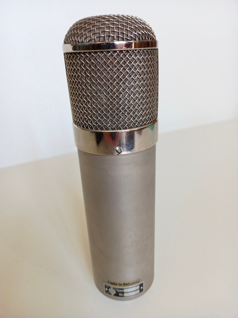 Thumbnail: Telefunken U47