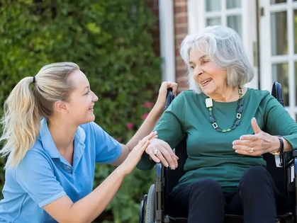 Estudia Resident Care Worker (RCW) en Canadá: Una carrera con futuro asegurado