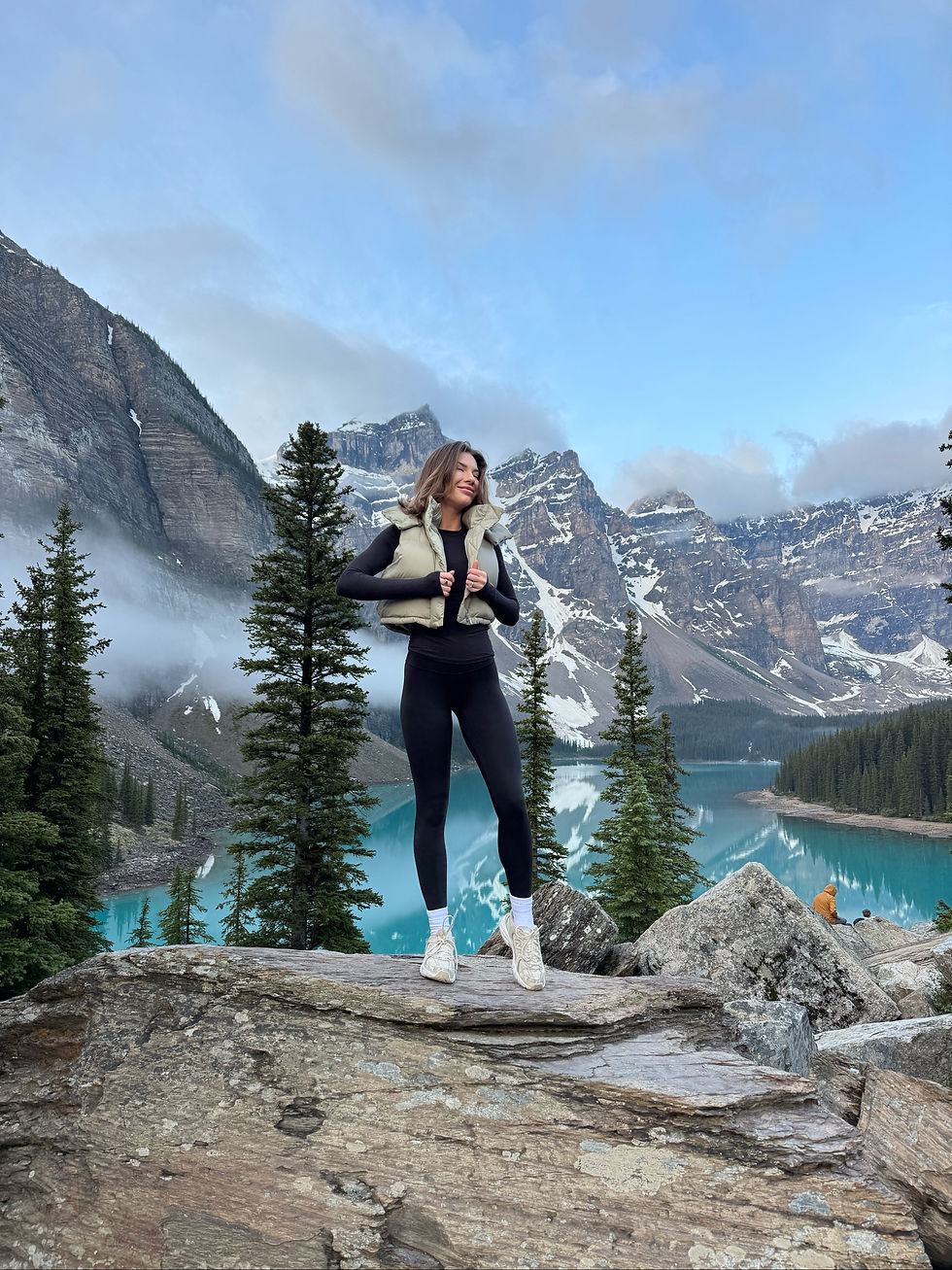 My Banff Travel Guide: Where We Ate, Hiked, Stayed, and What I Wish I Packed