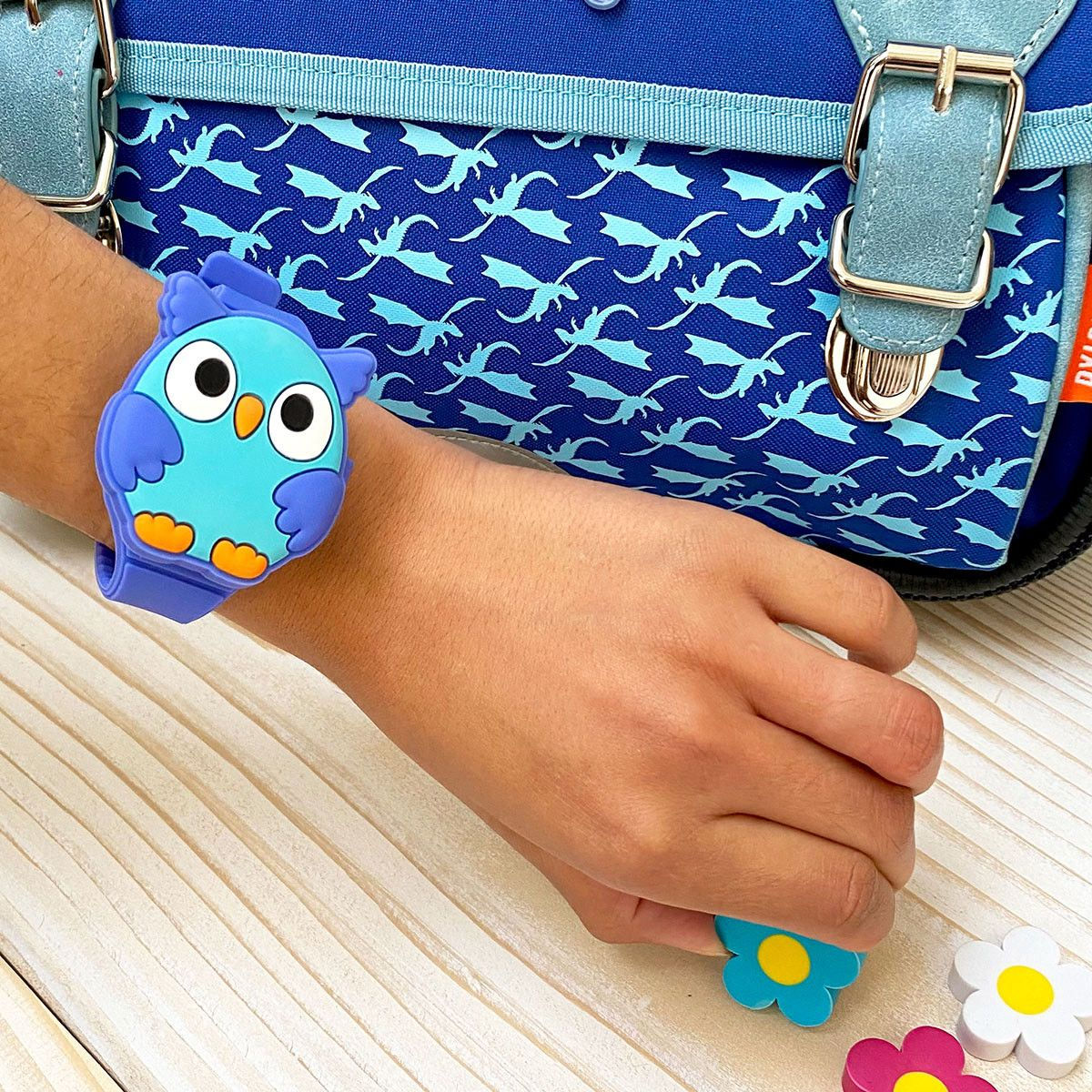 Pylones - LED watch - Aniwatch - Owl