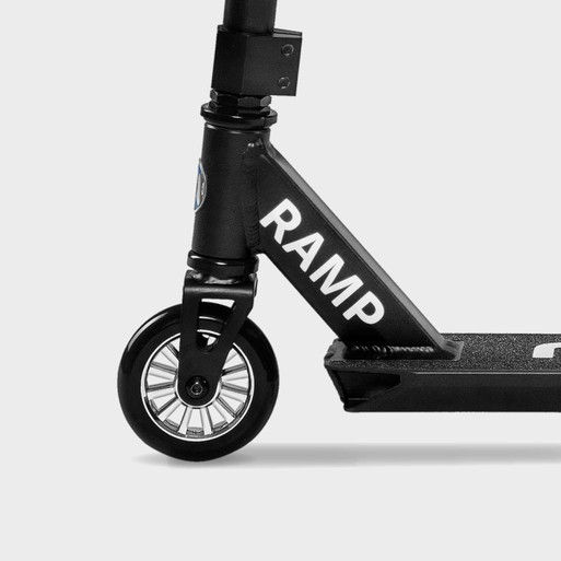 Miniature : Micro - Trottinette freestyle "Ramp " - Noir - À partir de 7 ans
