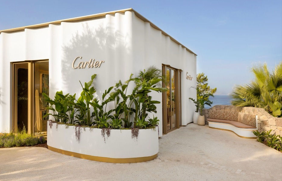 FASHION MEETS HOSPITALITY